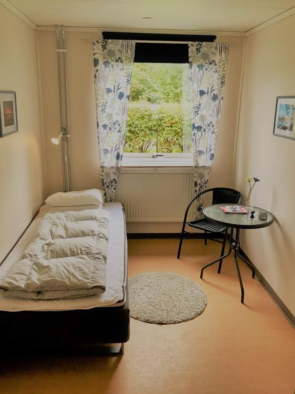 Haellefors Vandrarhem-Hostel & Kanotcenter Extérieur photo